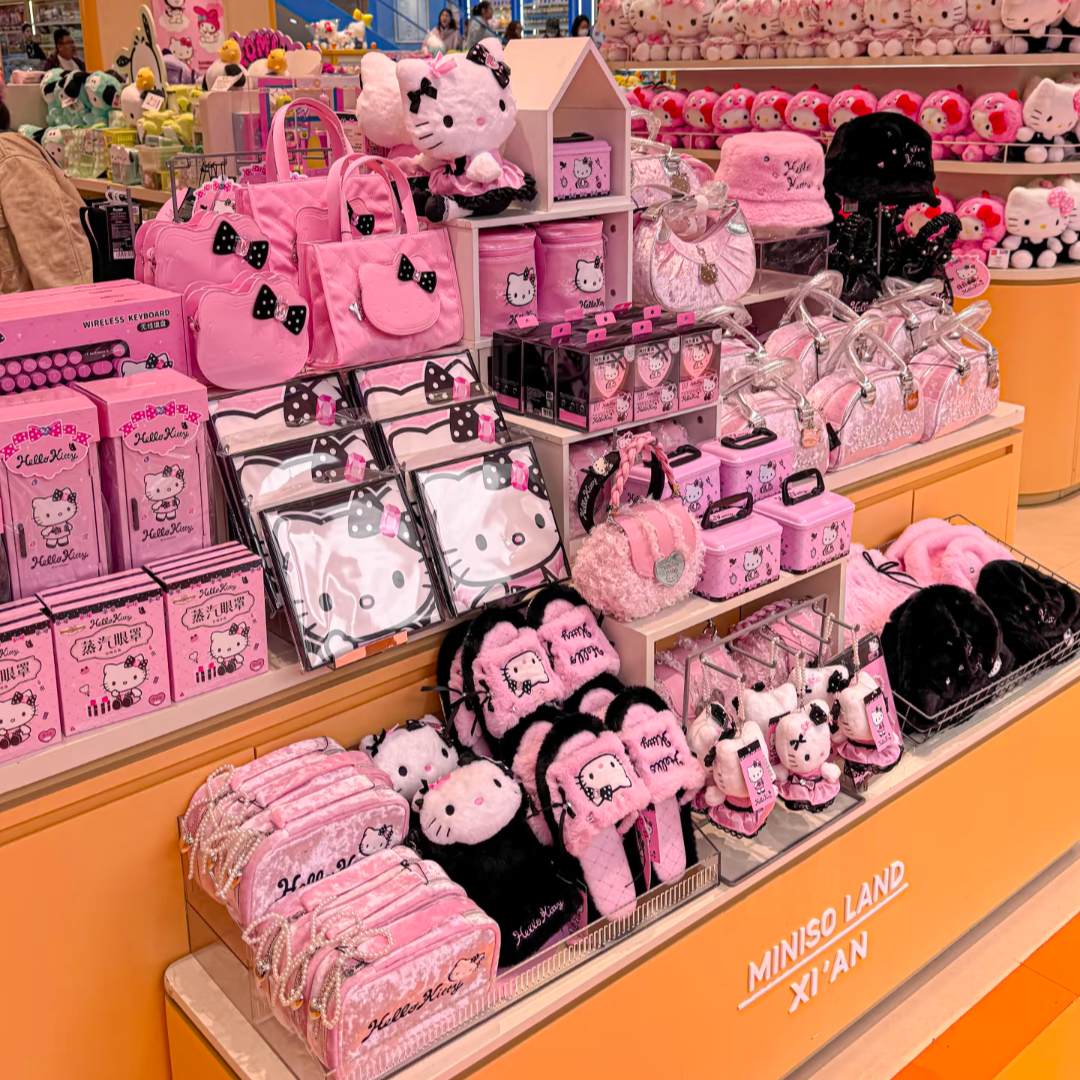 Hello Kitty闪闪派对系列