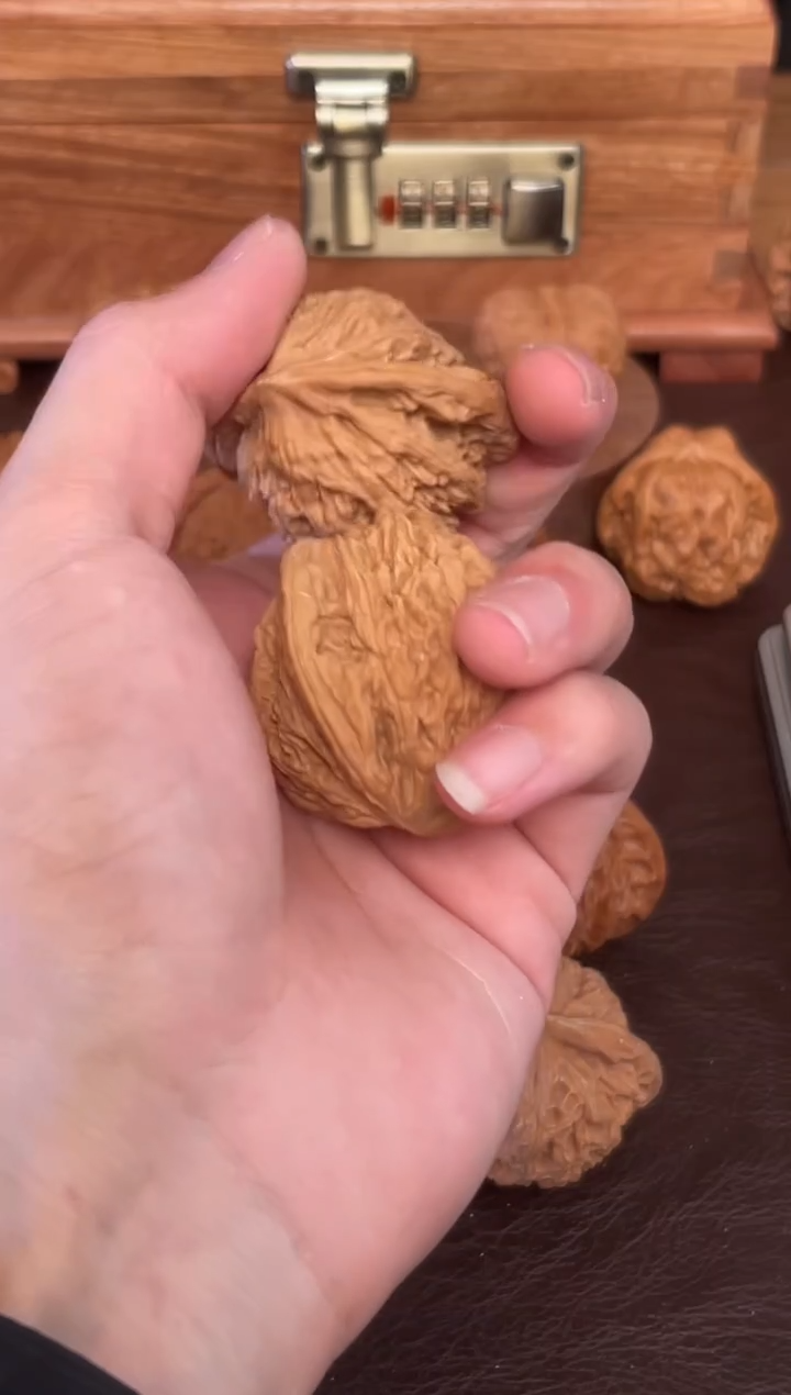 吊坠文玩核桃密纹41