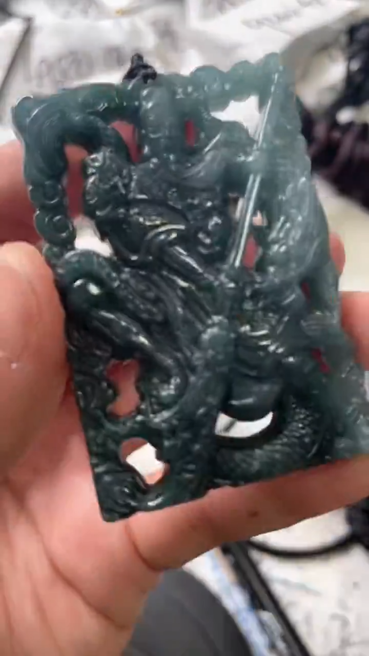 颈饰未镶嵌翡翠8