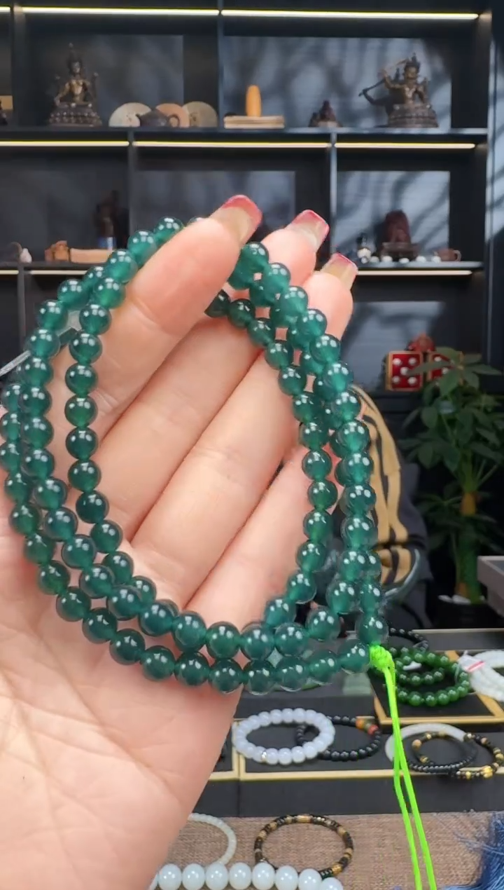 【闪购商品】翡翠手串未镶嵌6mm圆珠108