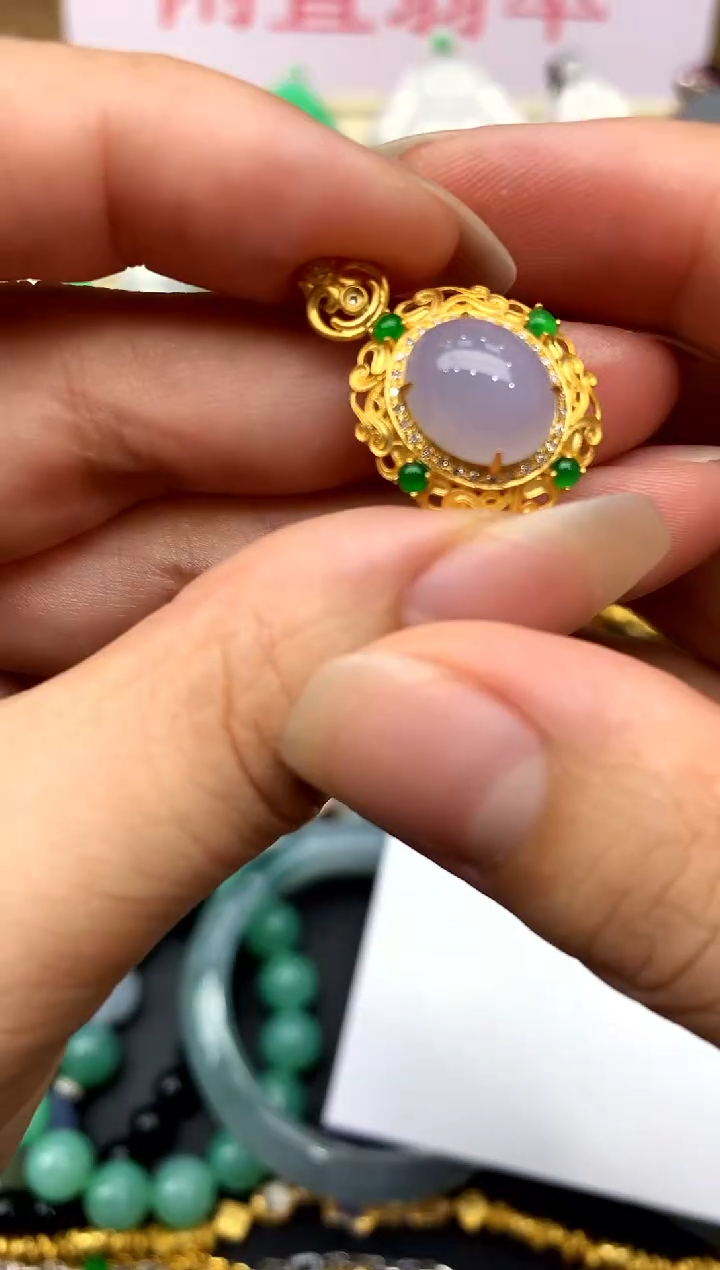 颈饰18K金镶嵌翡翠291 -中国好珍宝