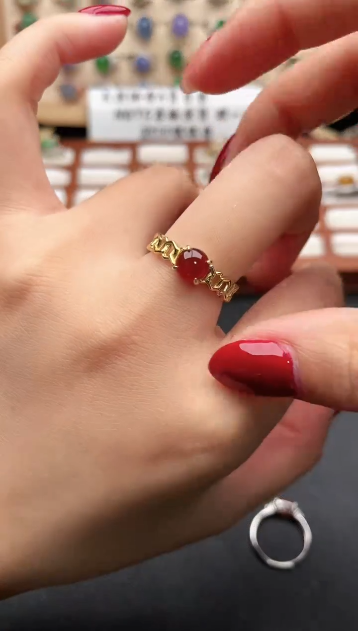 银S925镶嵌戒指翡翠一物一证一礼盒