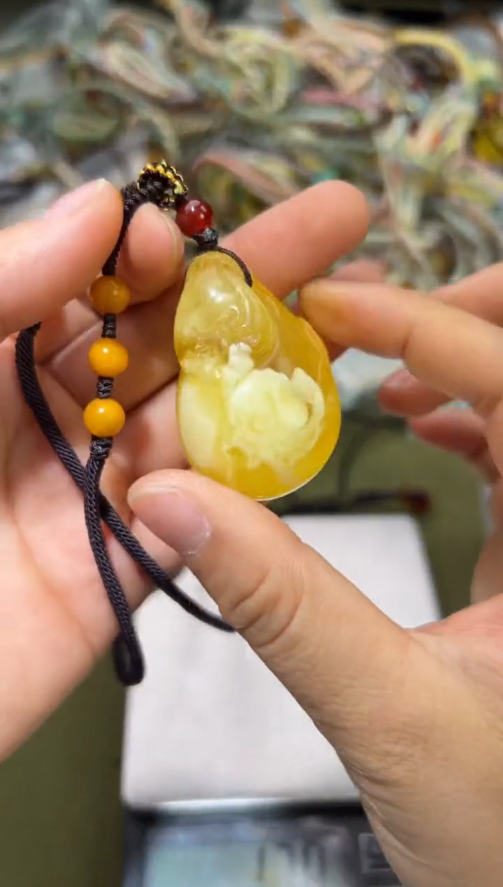 裸石琥珀未镶嵌琥珀蜜蜡吊坠