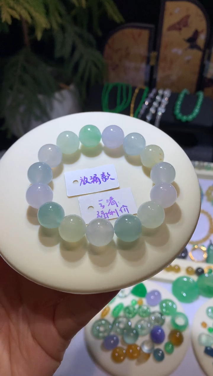【闪购商品】定制翡翠未镶嵌12.5*手串22000+0