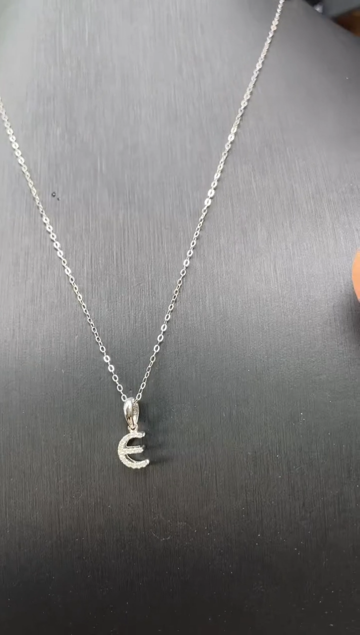 18K金镶嵌项链钻石钻石项链