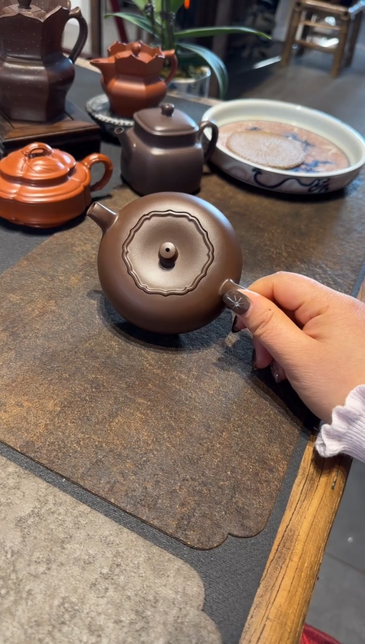 【闪购商品】紫砂茶壶柿柿如意