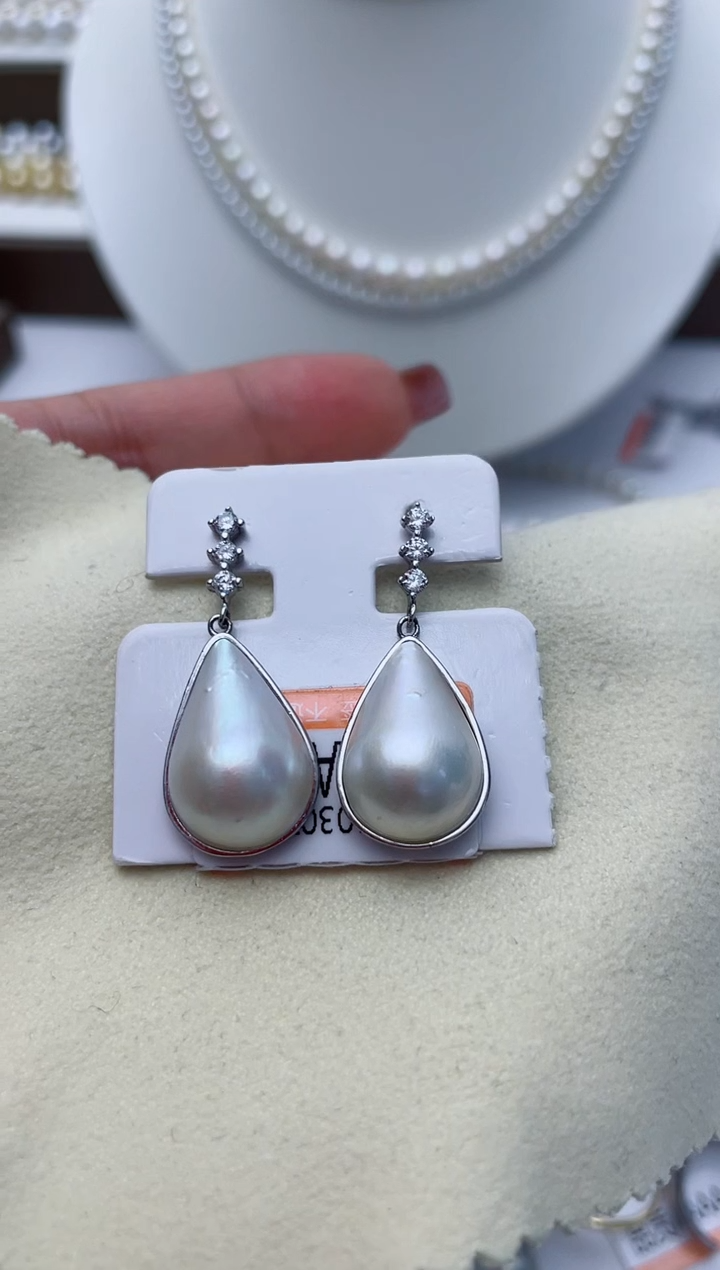 【闪购商品】拼合珍珠（马贝珠）耳饰银S925镶嵌W70