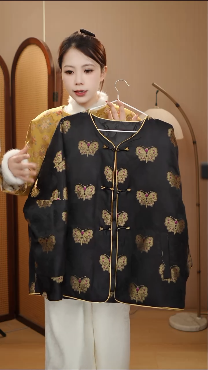 黑金蝴蝶羽绒外套   