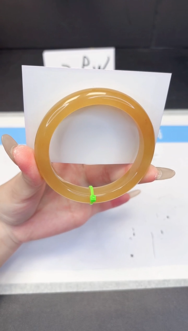 【闪购商品】石英质玉手镯未镶嵌332-60.5