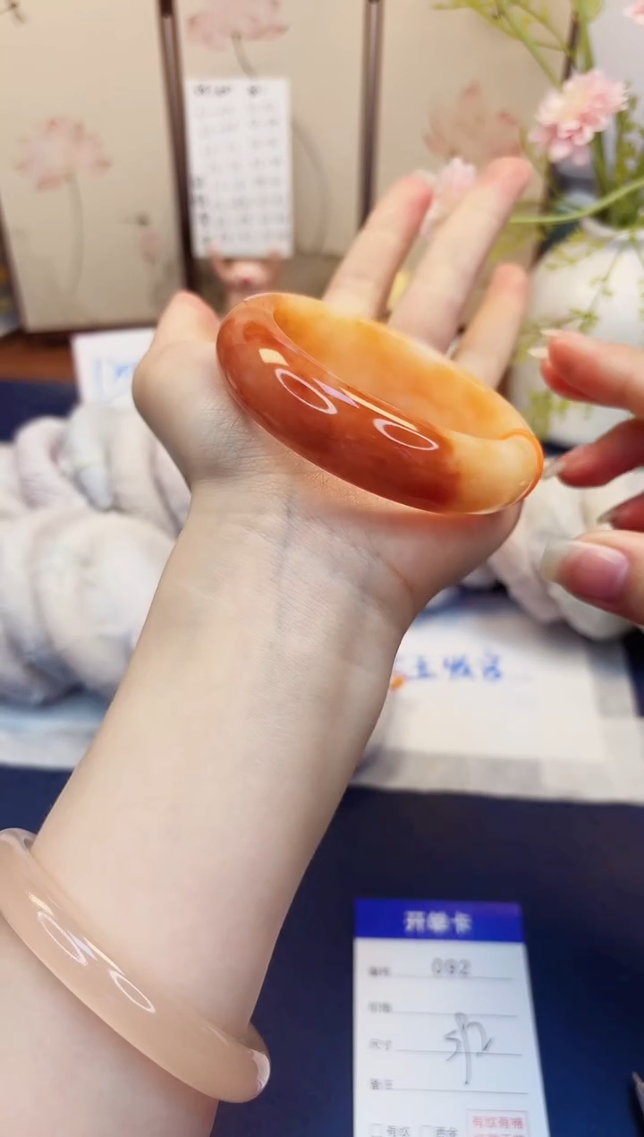 【闪购商品】石英质玉未镶嵌手镯92-财气镯-圈口59