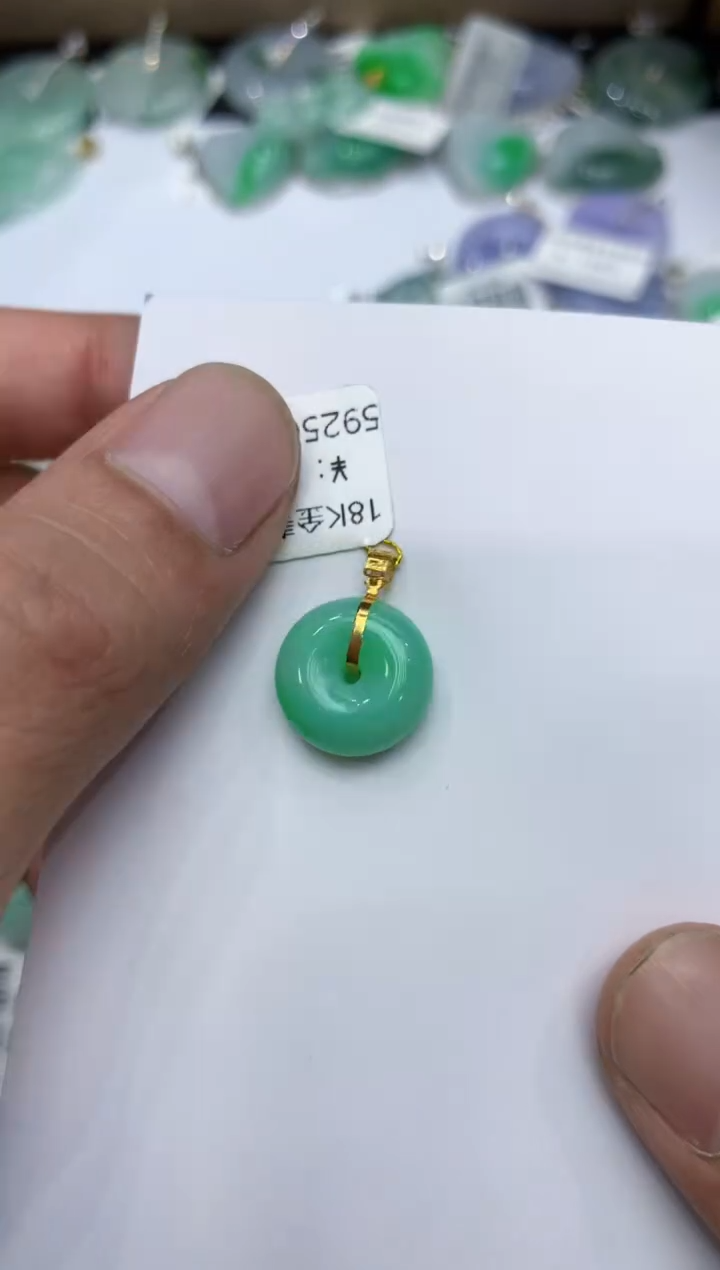 【闪购商品】翡翠颈饰18K金镶嵌222222222