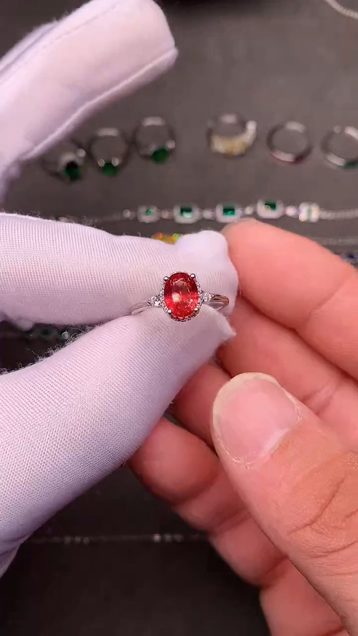 【闪购商品】彩色蓝宝石戒指银S925镶嵌.....