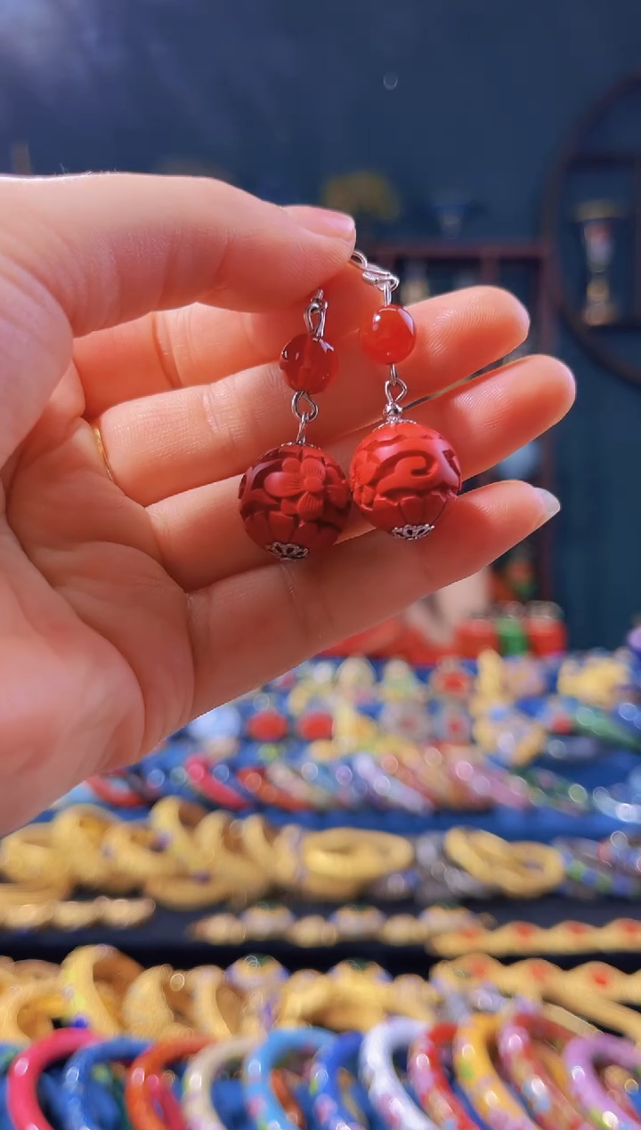 【闪购商品】非遗技艺 雕漆花卉耳环