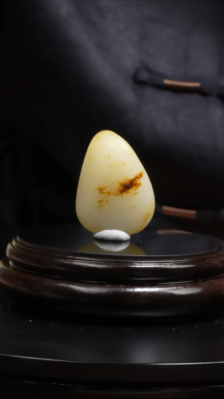 【闪购商品】和田玉吊坠(不含链)18K金镶嵌38.2g和田玉原石