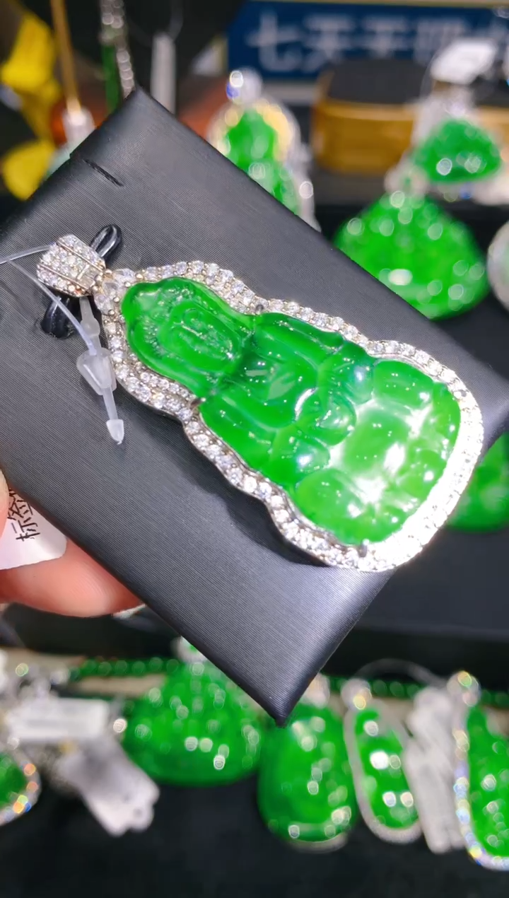 【闪购商品】翡翠颈饰银S925镶嵌15一季