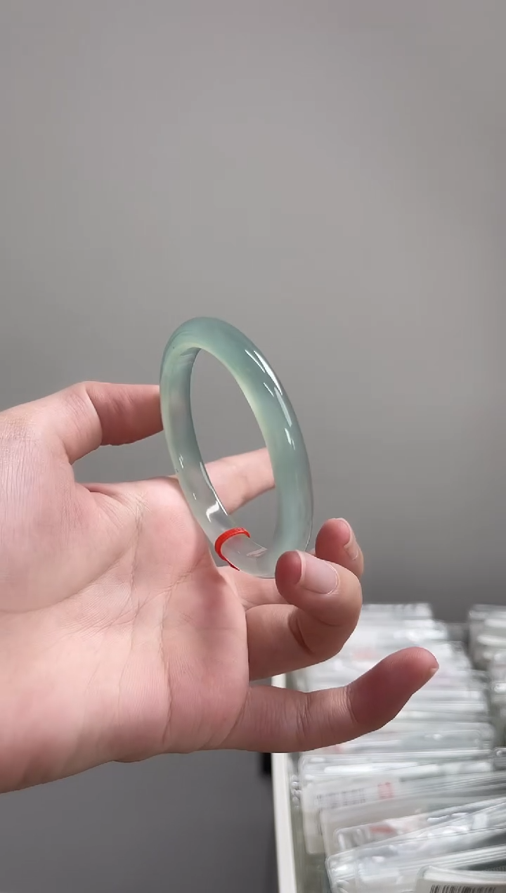 手镯玛瑙/玉髓未镶嵌56-57圈卡8