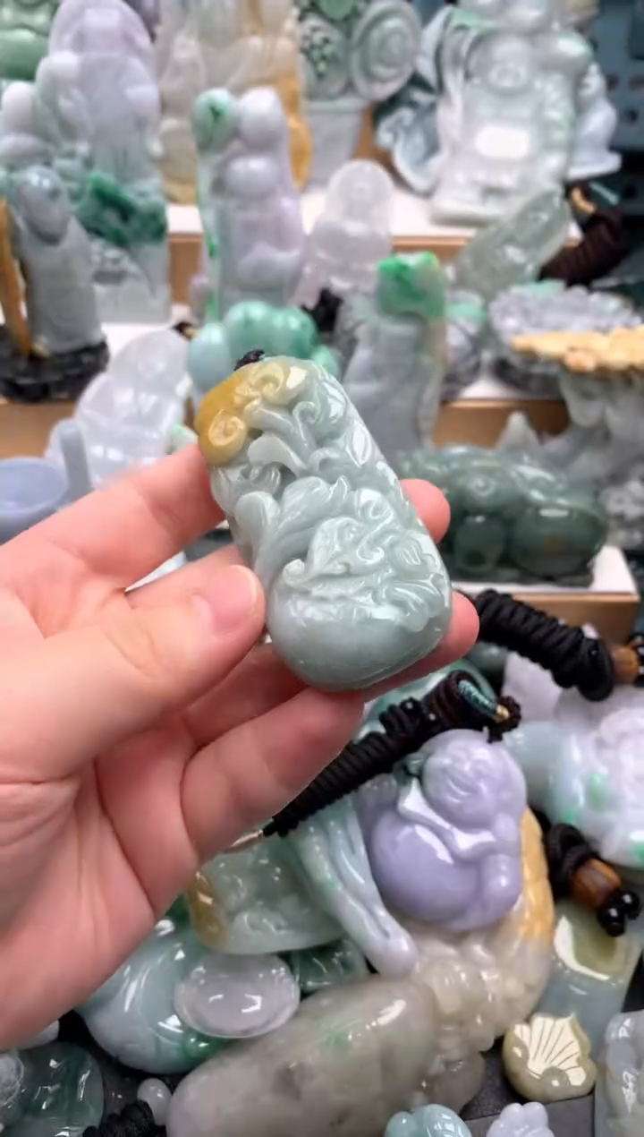 吊坠(不含链)未镶嵌翡翠1