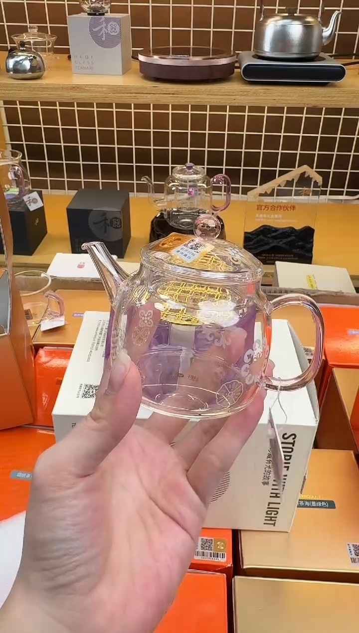 @@禾器晶彩言卿壶皮球花