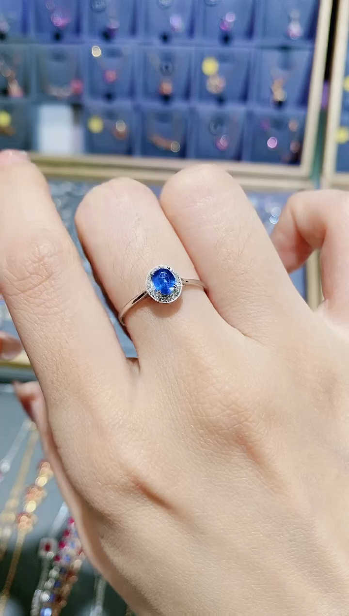 【闪购商品】蓝宝石戒指18K金镶嵌戒指