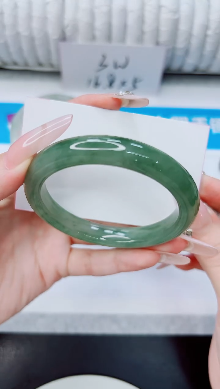 石英质玉手镯未镶嵌328/56.2