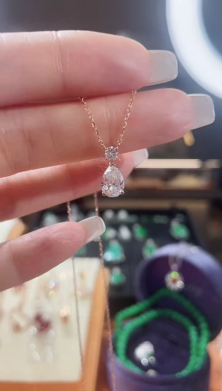 【闪购商品】实验室培育钻石颈饰18K金镶嵌项链