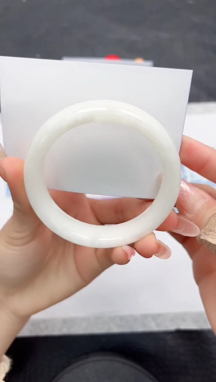 【闪购商品】和田玉手镯未镶嵌L92-56.3