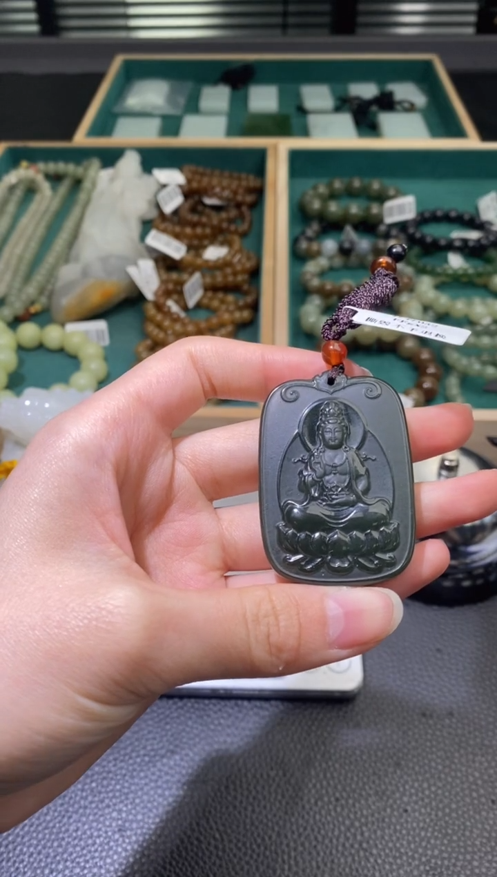 定制和田玉青玉御龙观音