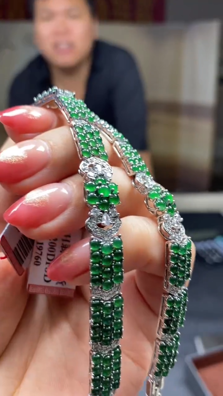 翡翠未镶嵌颈饰多样性发货【只发一件】*q51