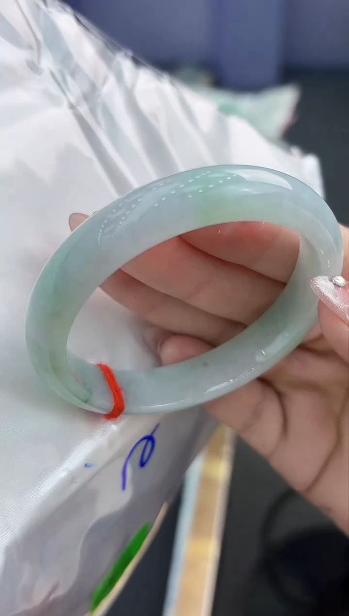 【闪购商品】翡翠手镯未镶嵌翡翠手镯