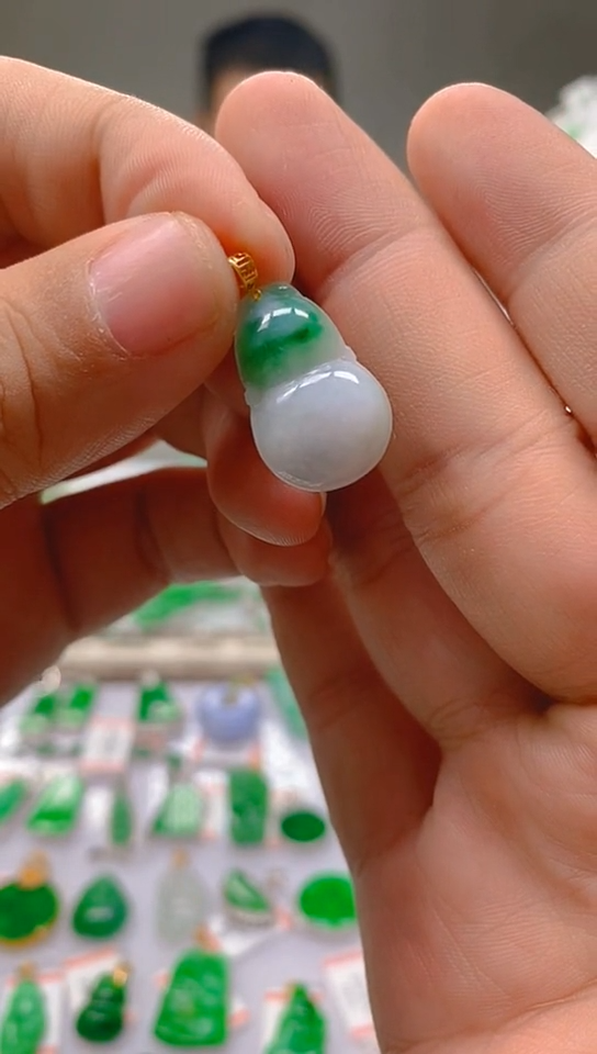 【闪购商品】翡翠颈饰未镶嵌 新号开播，全场乱卖