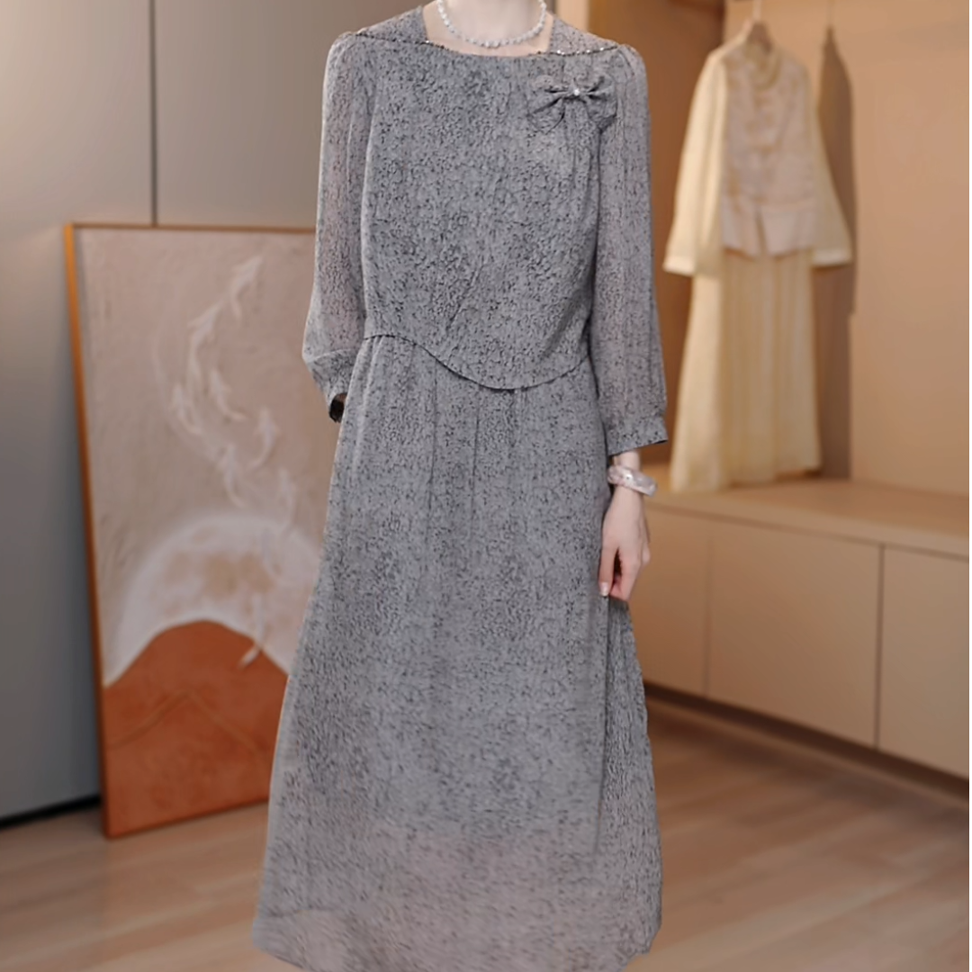 V2103#高档时尚连衣裙女2025春新款减龄年轻气质修身显瘦中长裙