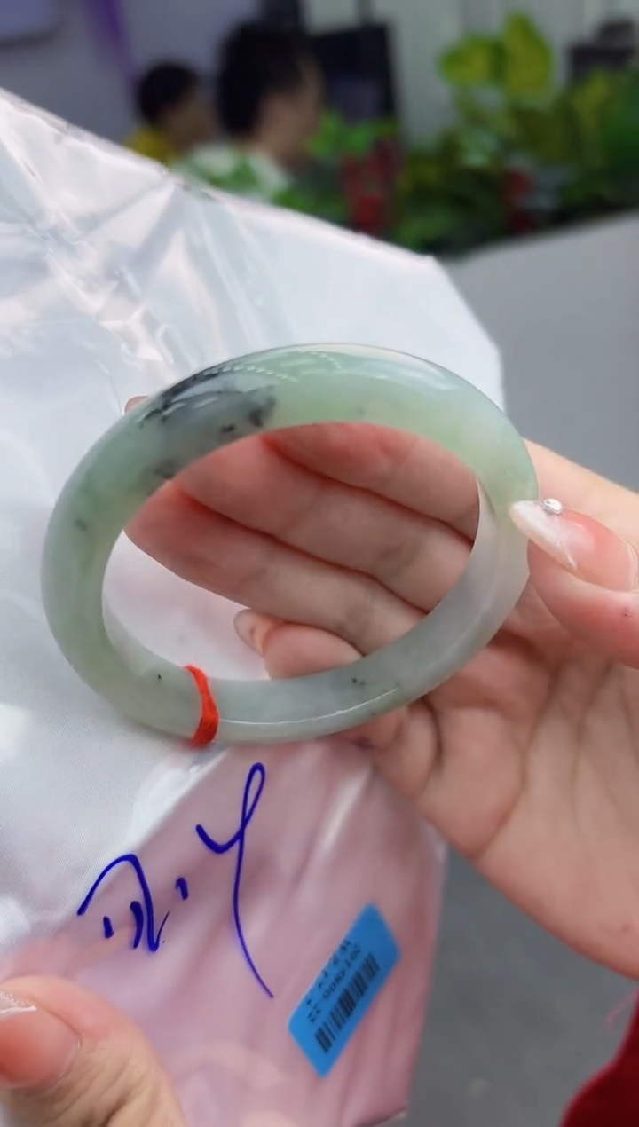 【闪购商品】翡翠手镯未镶嵌翡翠手镯