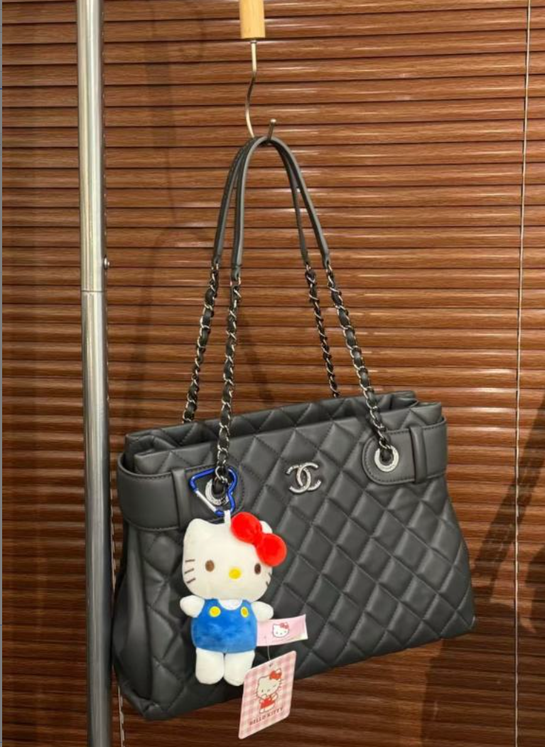 95新 Chanel/香奈儿 黑银菱格托特单肩包 底长36 20开