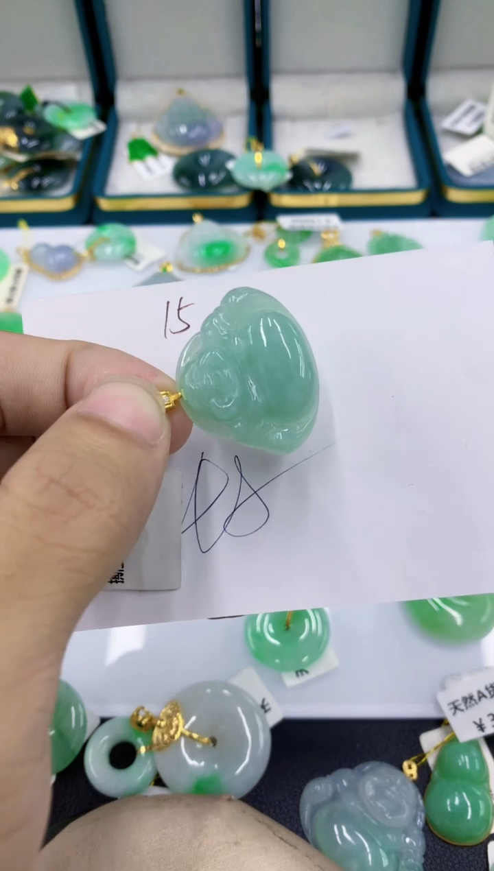 颈饰未镶嵌翡翠11111111