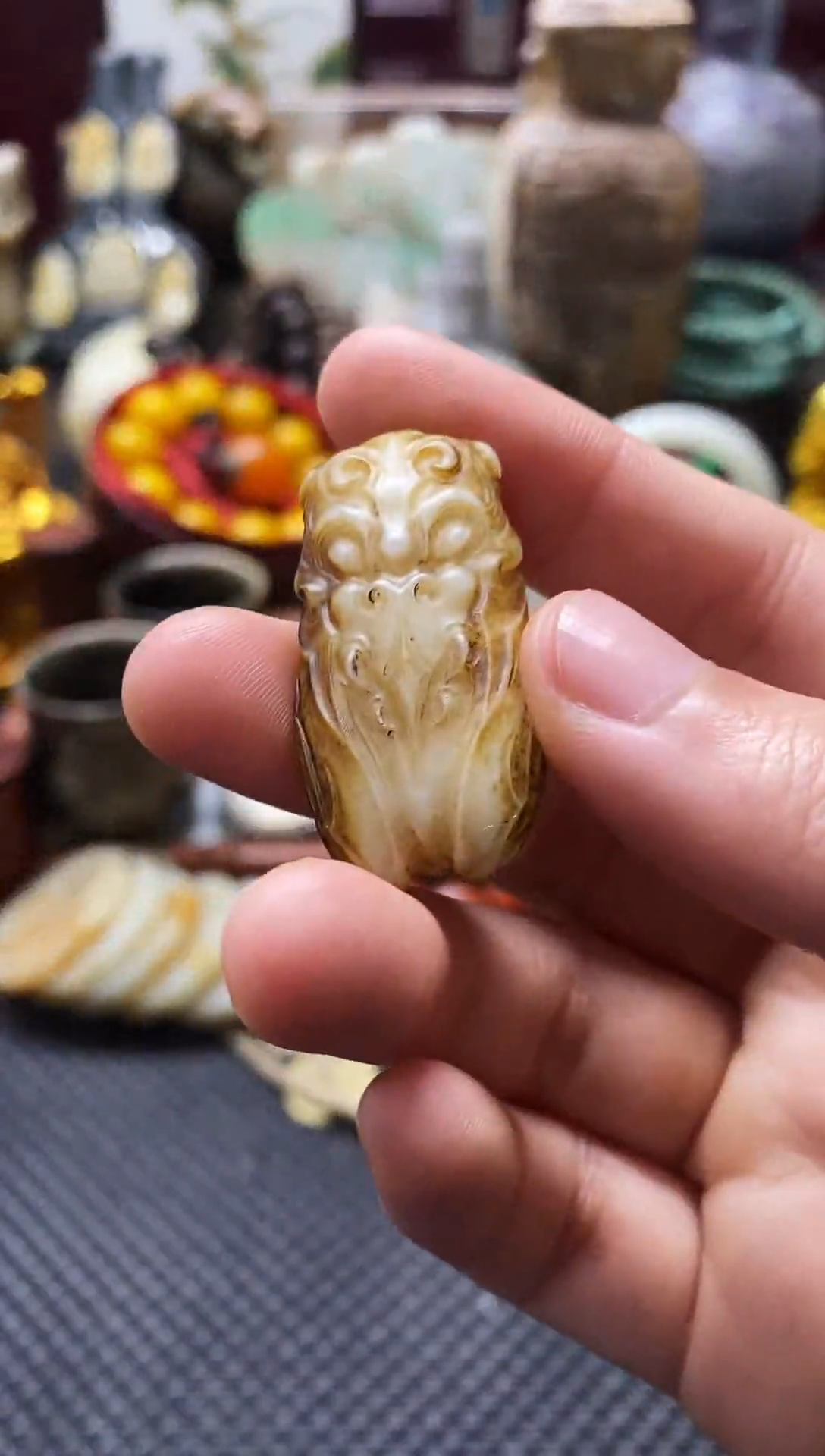 未镶嵌和田玉挂件1个