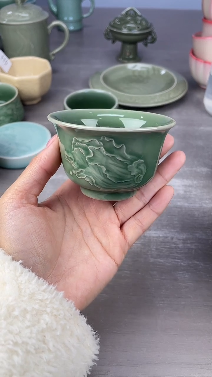 青瓷仓储清仓福利白菜微瑕