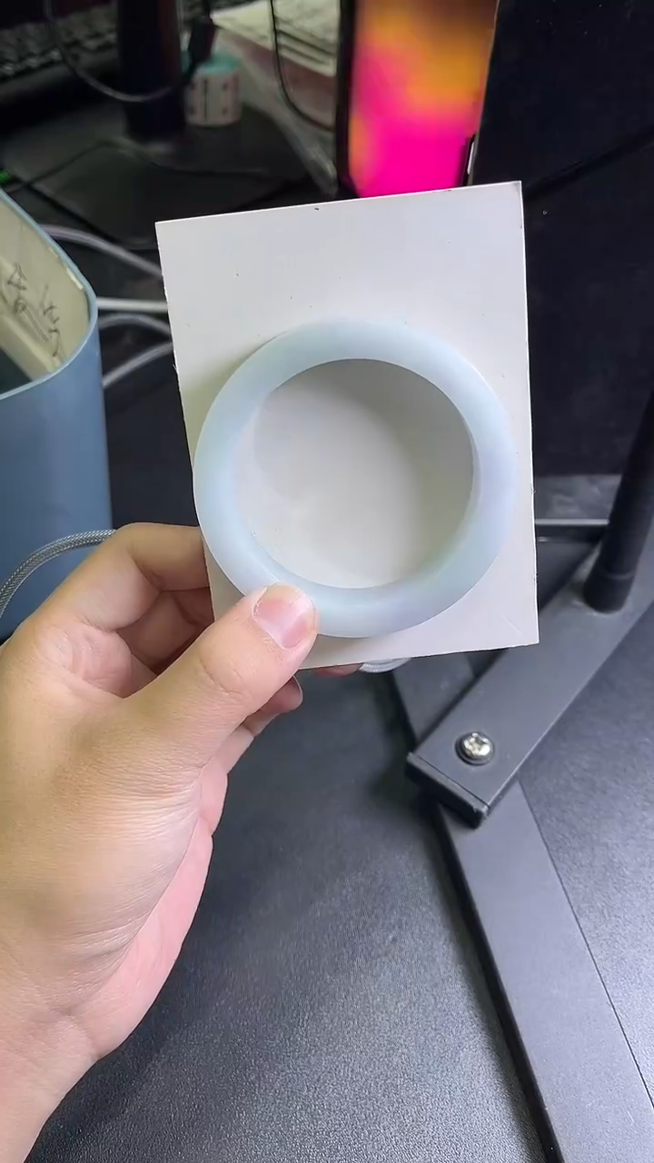 未镶嵌手镯定制翡翠小*.定制