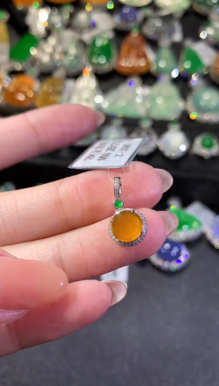 【闪购商品】翡翠吊坠(不含链)18K金镶嵌98-圆牌