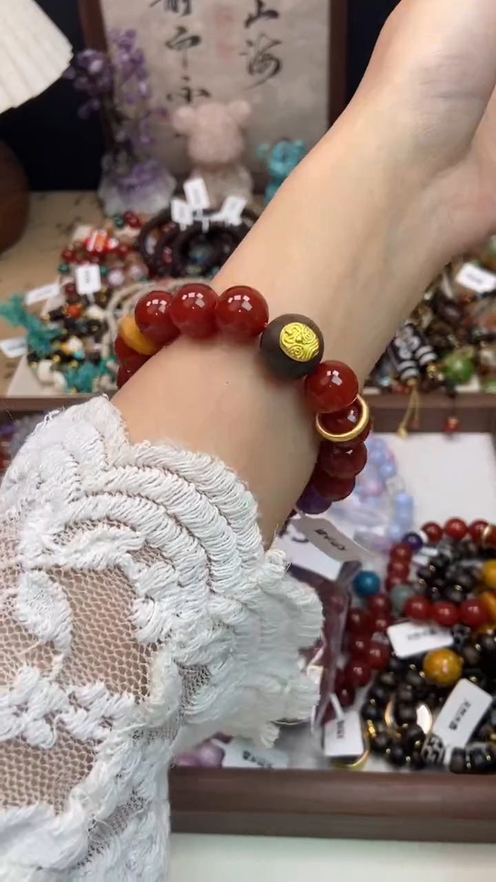 未镶嵌玛瑙手饰450