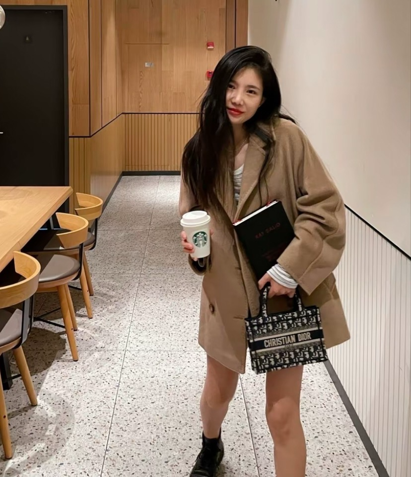 99新 MaxMara X14548  绵羊毛翻领双排扣大衣外套 38 S码 