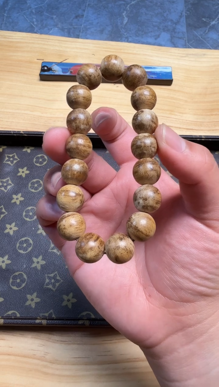 【闪购商品】沉香吊坠天然野芽庄土沉1.2单圈11g+