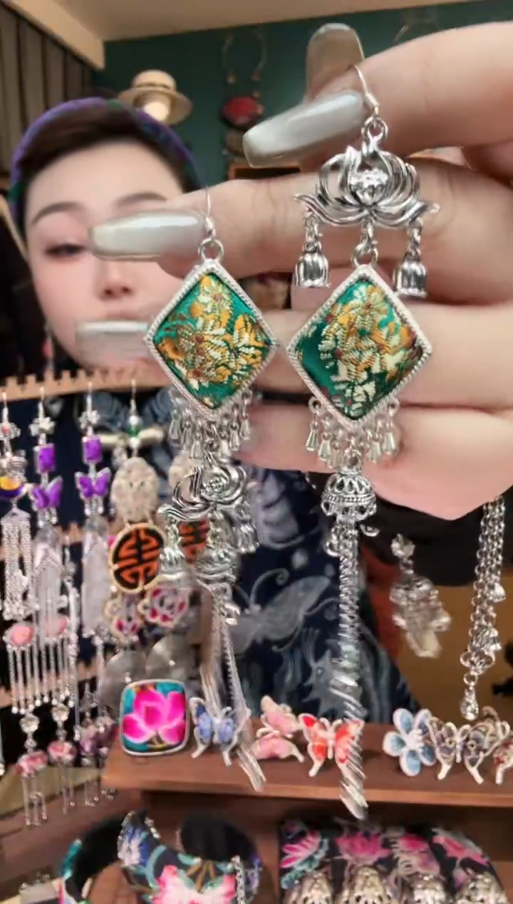 刺绣纯手工民族风刺绣耳环