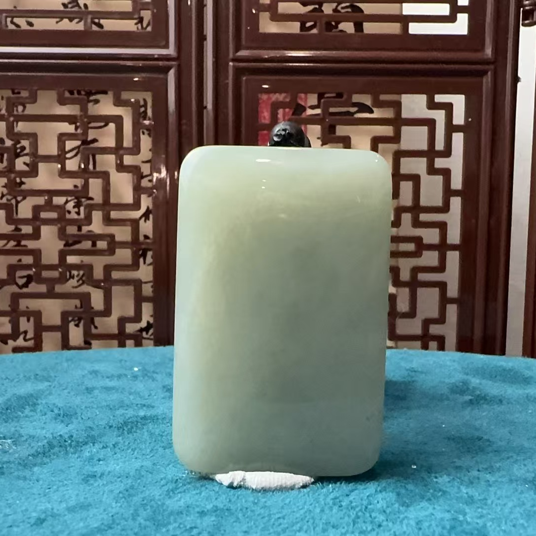 P和田玉且末白无事牌吊坠0438