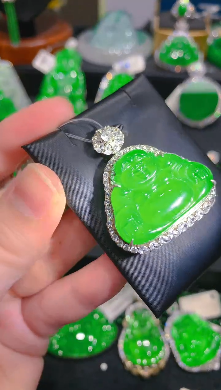 【闪购商品】翡翠颈饰银S925镶嵌31一季