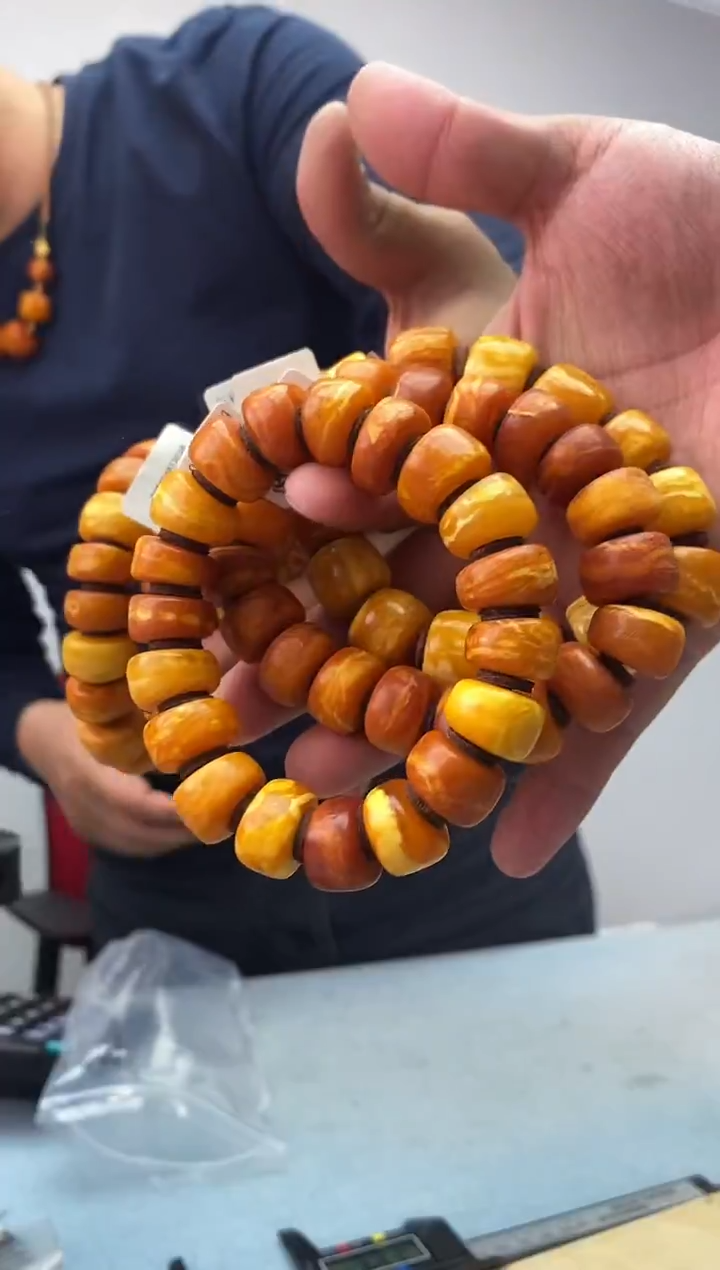 琥珀未镶嵌珠宝奇石假一罚十，永久原价包退多样性发一件041