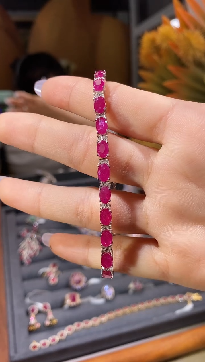 未镶嵌手链红宝石天然红宝石手链