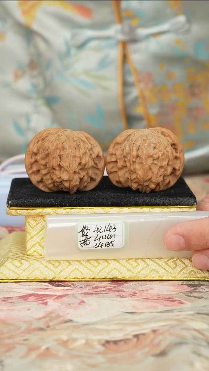 【闪购商品】文玩核桃把件磨盘