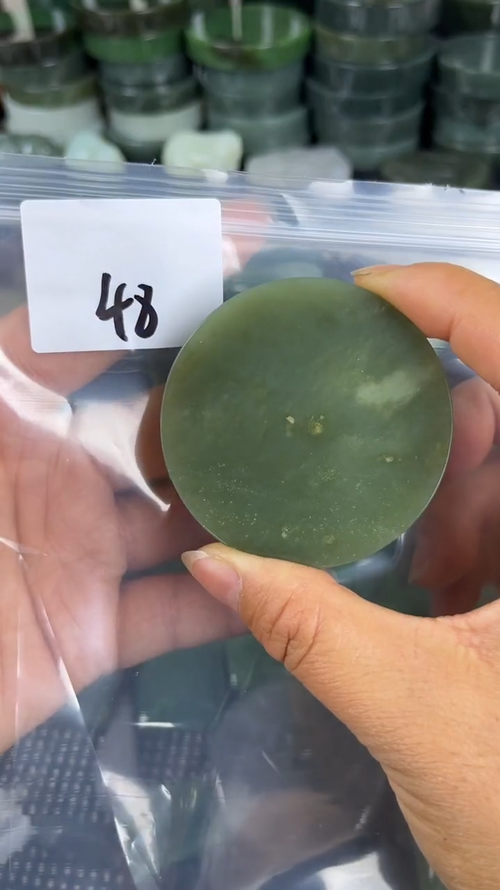 和田玉未镶嵌珠宝半成品镯芯