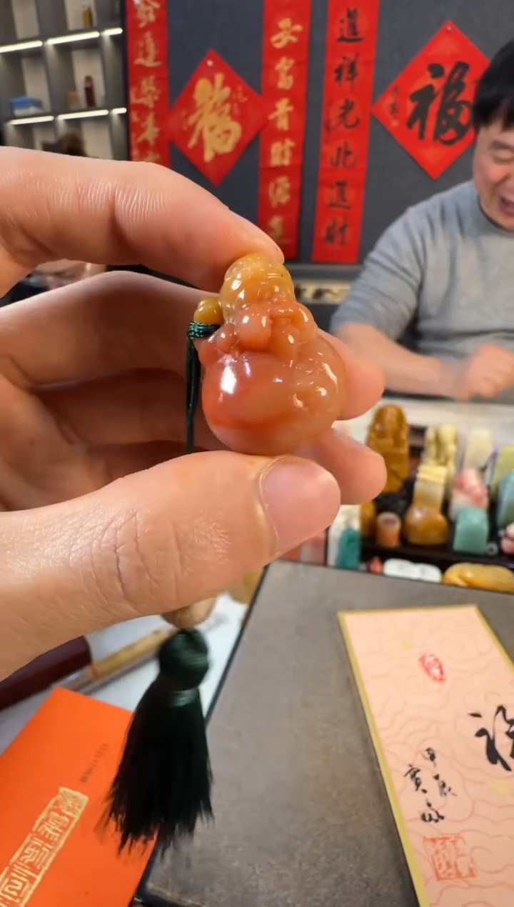 【闪购商品】青田石印石徐赛娥包一字6886