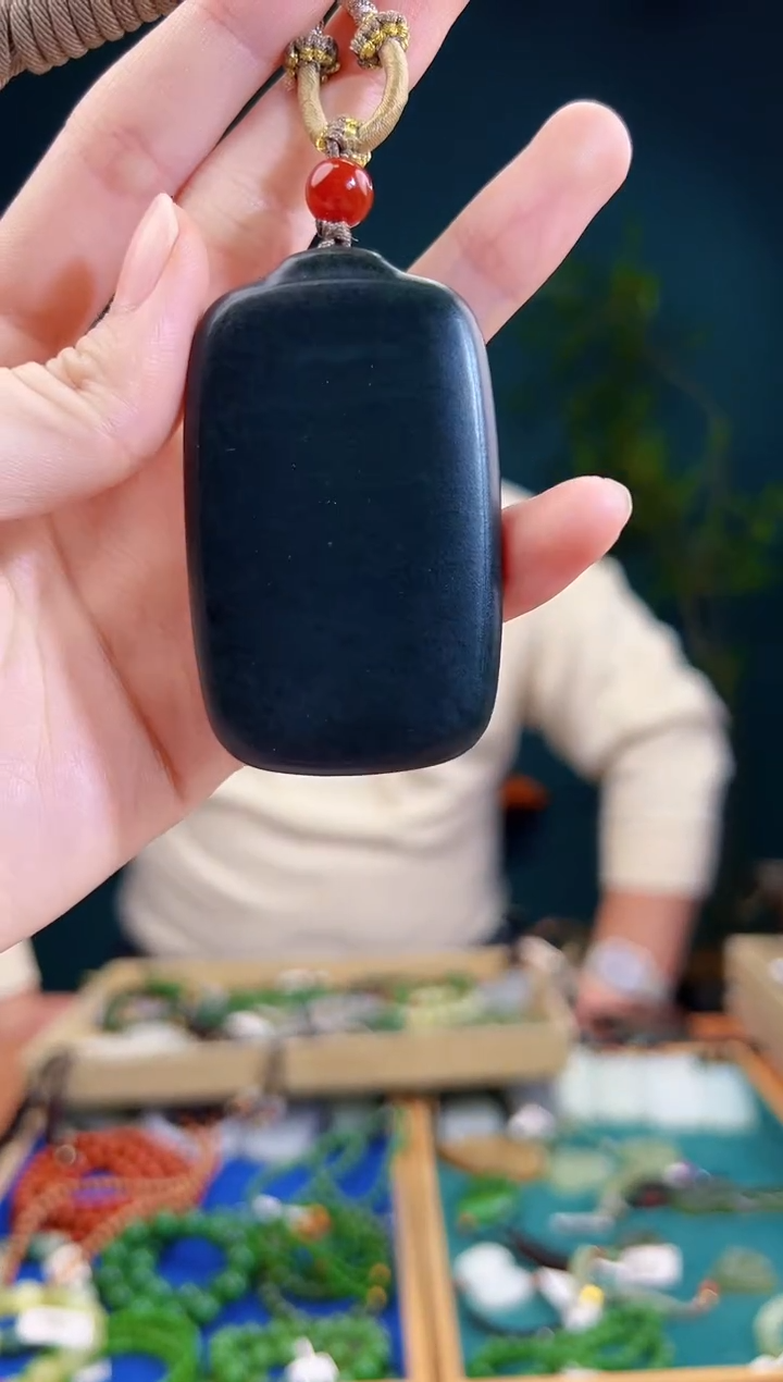 颈饰未镶嵌和田玉多样性发货 拍一单发一个